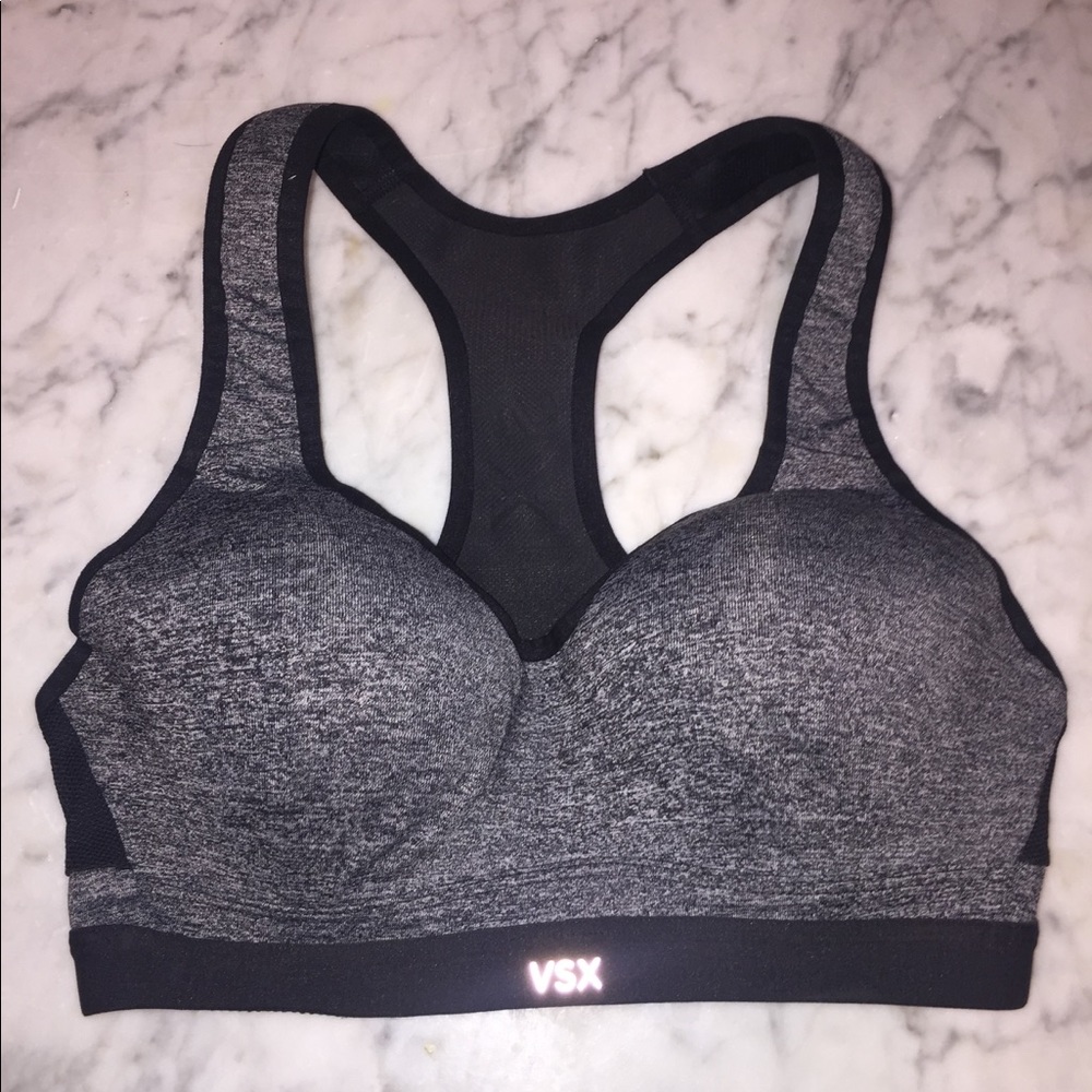 VS 32C sports bra! Excellent condition, worn once